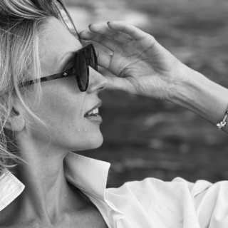 10 Movies to Watch with Your Mom: Heartwarming, Hilarious, and Deeply Emotional