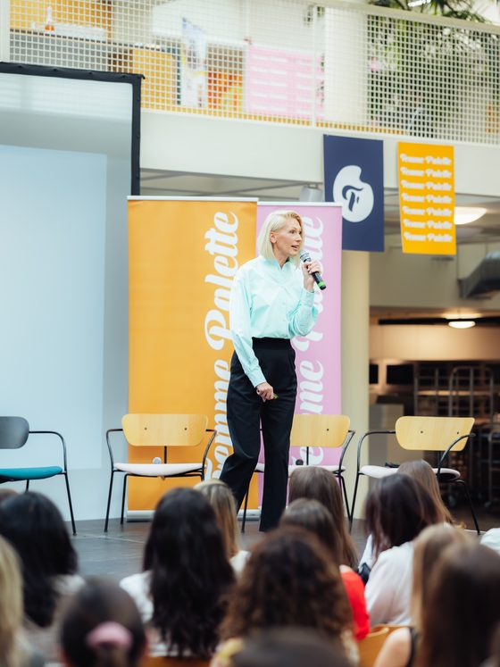 What Speaking at the Leadership & Career Conference in Prague Really Meant to Me